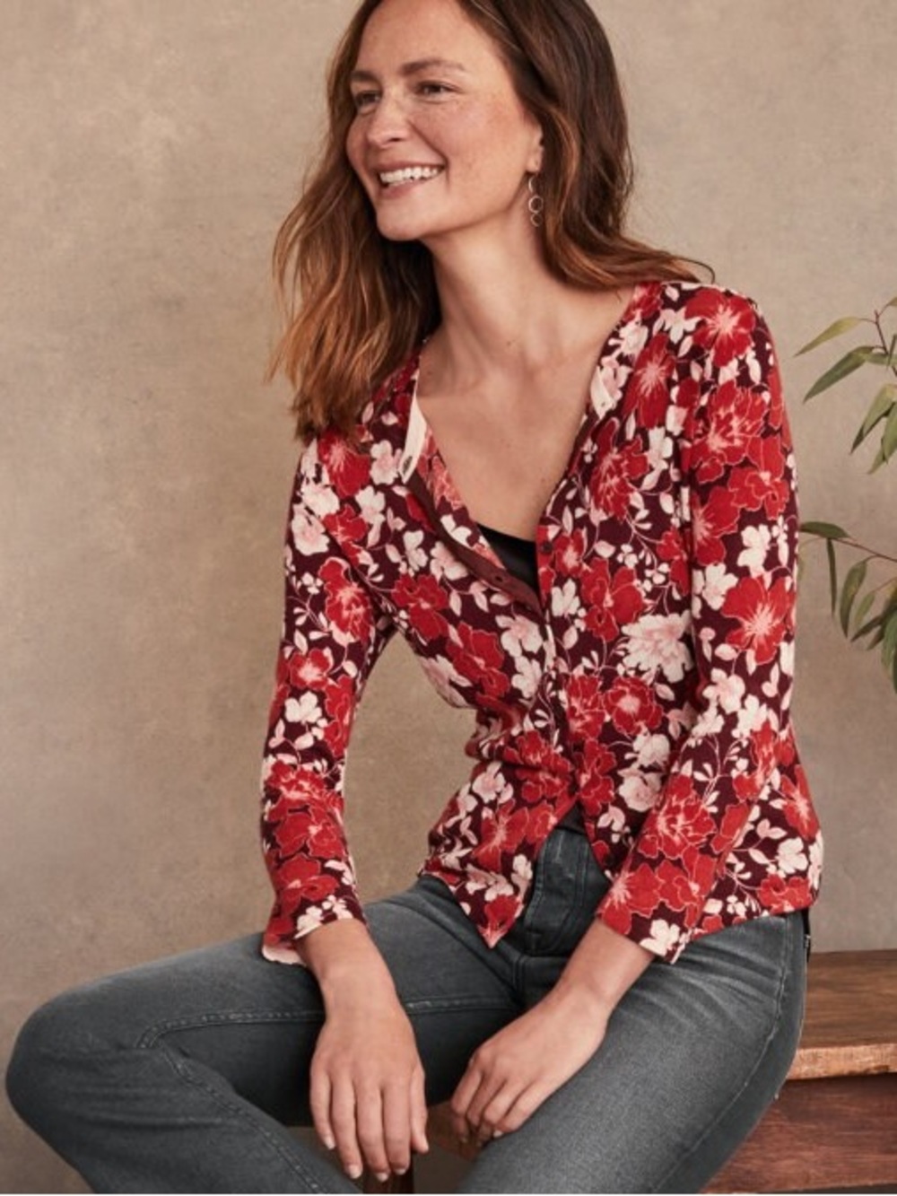 Garnet Hill Red Floral Button-Down Cardigan 100% Merino Wool Blouse Size Medium